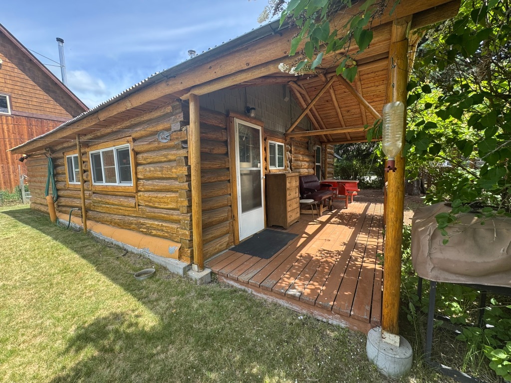 Photo de la propriété: 2614 Otter Avenue BC V0X 1W0