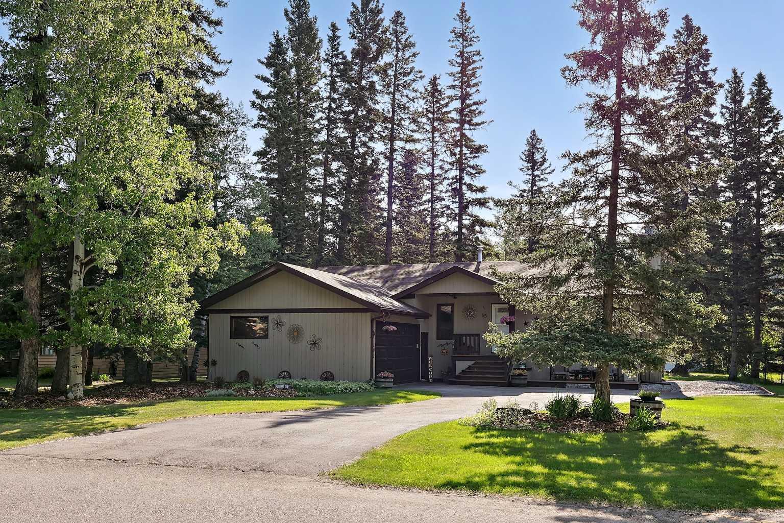 Property Photo: 85 Manyhorses Drive AB T3Z 1A1