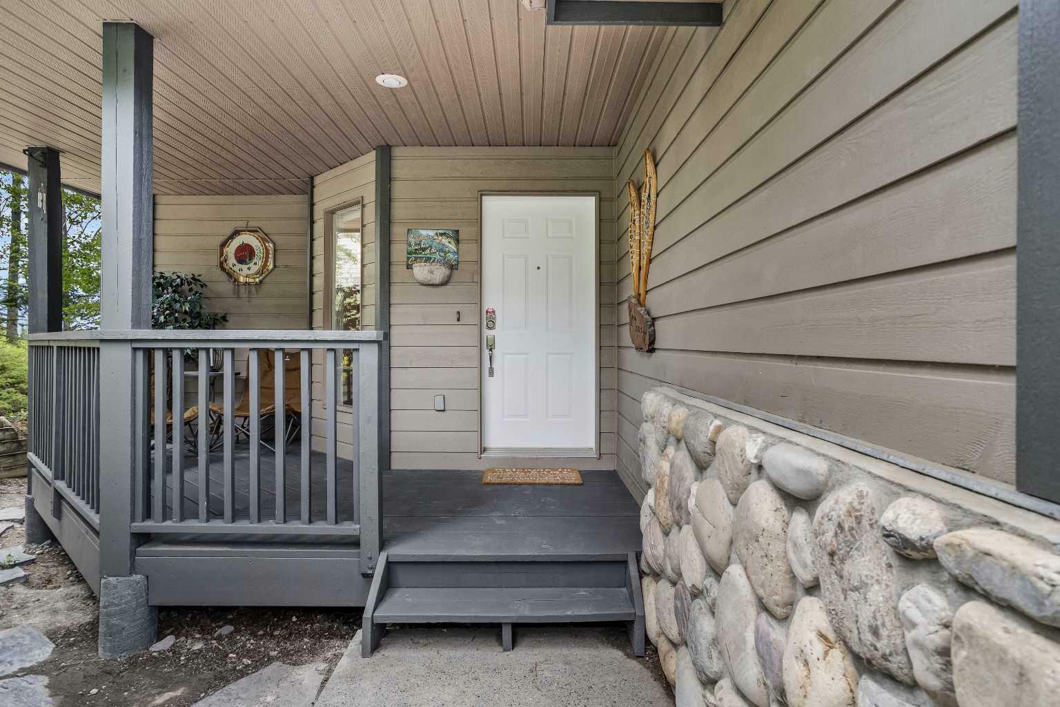 Property Photo: 2 Aspen Glen 5 AB T1W 1A6