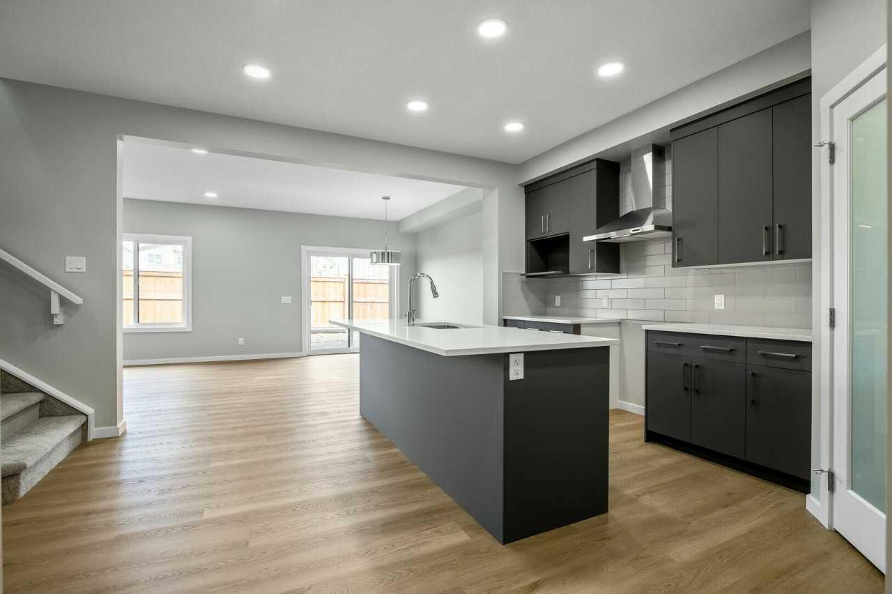 Property Photo: 11 Heritage Link AB T4C 2J8