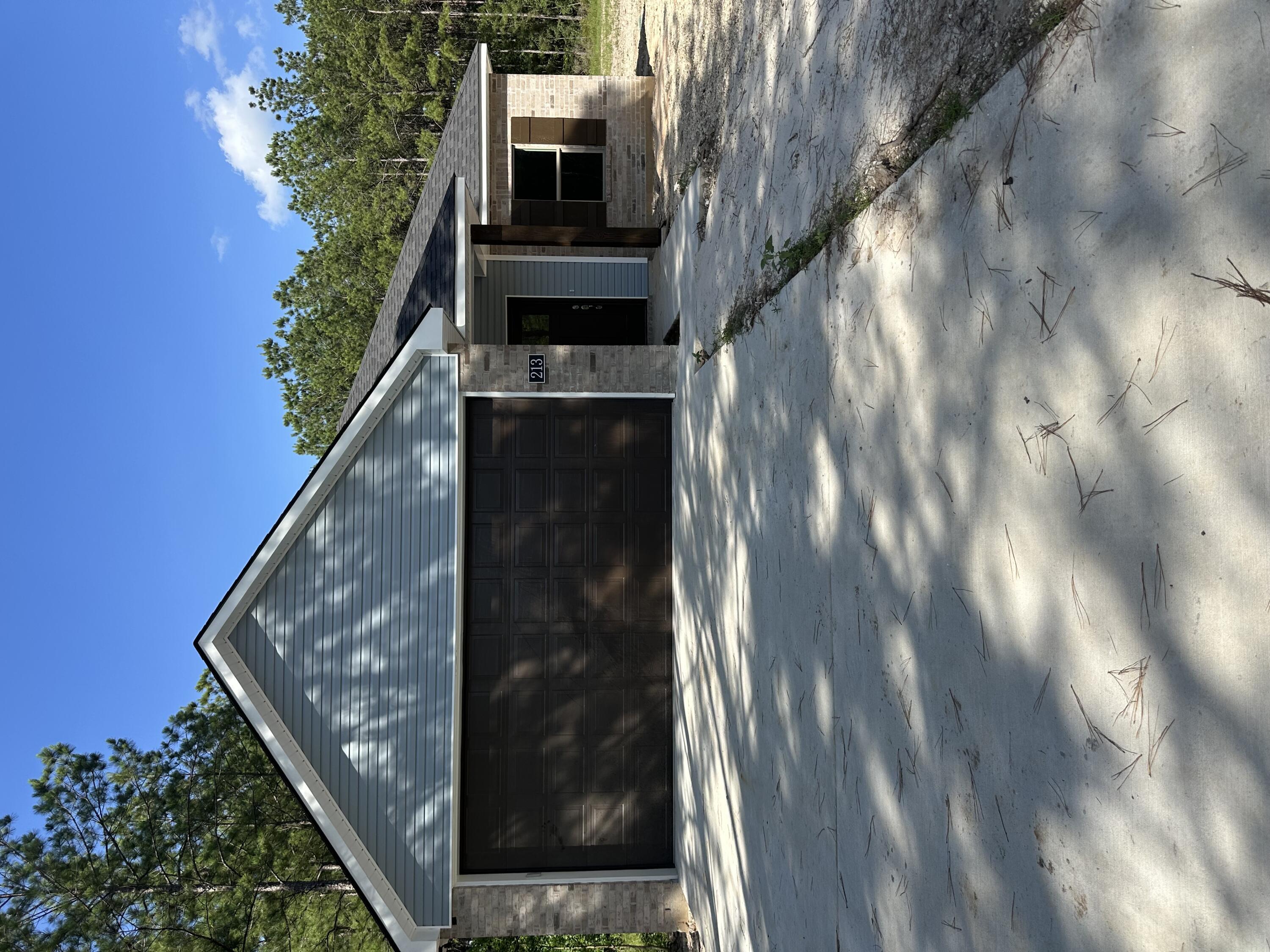 Property Photo: 213 Steel Magnolia Ln LA 71403