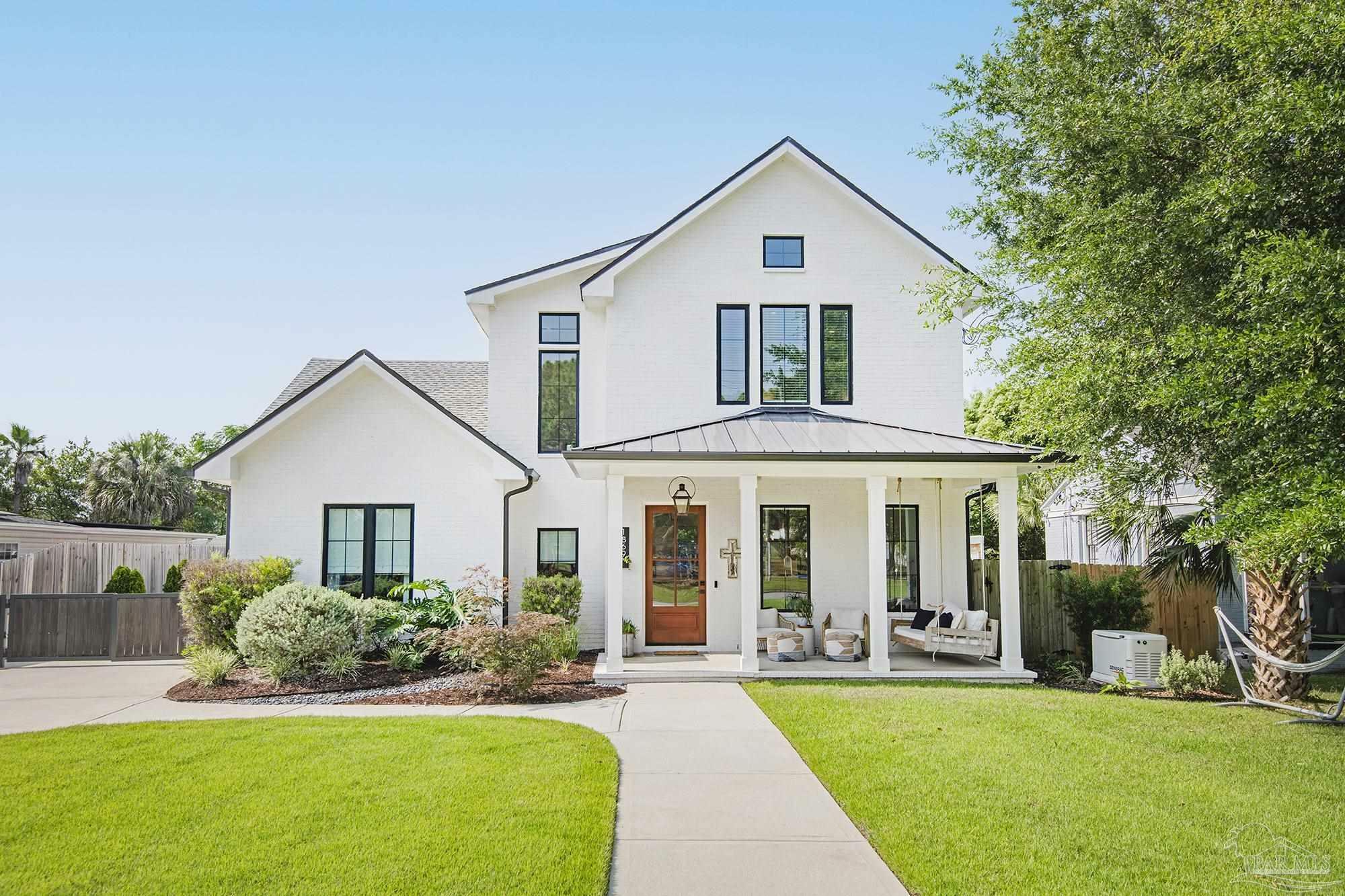 Property Photo:  1869 E Bobe  FL 32503 