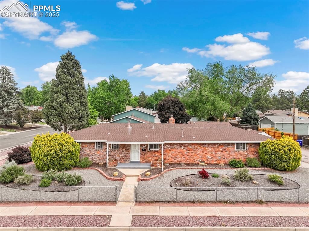 Property Photo:  2043 Patrician Way  CO 80909 