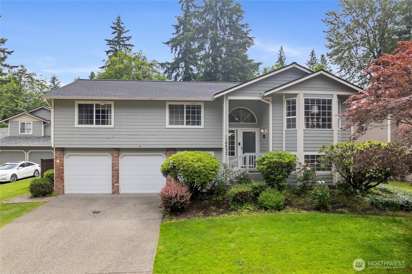 Property Photo: 16823 114th Avenue Ct E WA 98374