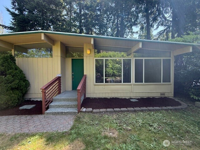 Property Photo:  19002  Normandy Park Drive  WA 98166 