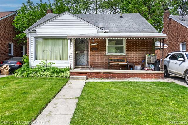 12729 Grandmont Avenue  Detroit MI 48227 photo