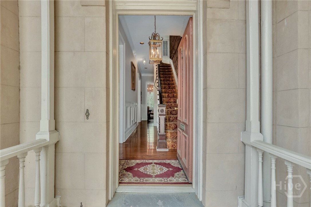 Property Photo: 509 E Broughton Street GA 31401