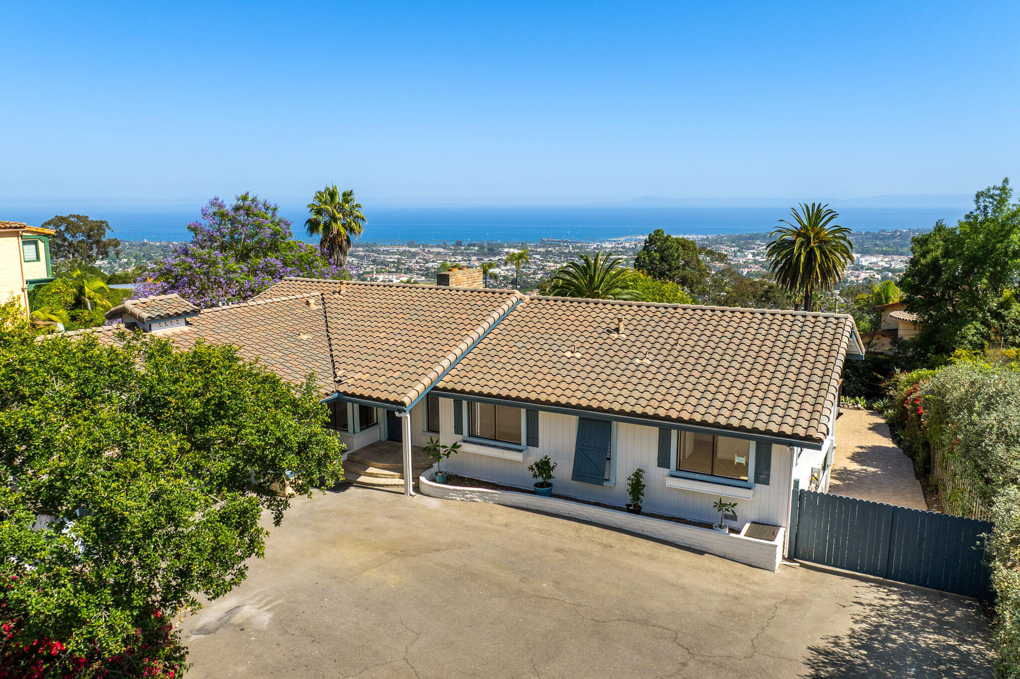 Property Photo:  1707 Mira Vista Avenue  CA 93103 