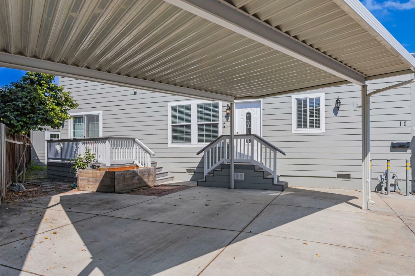Property Photo: 14685 Oka Road 11 CA 95032