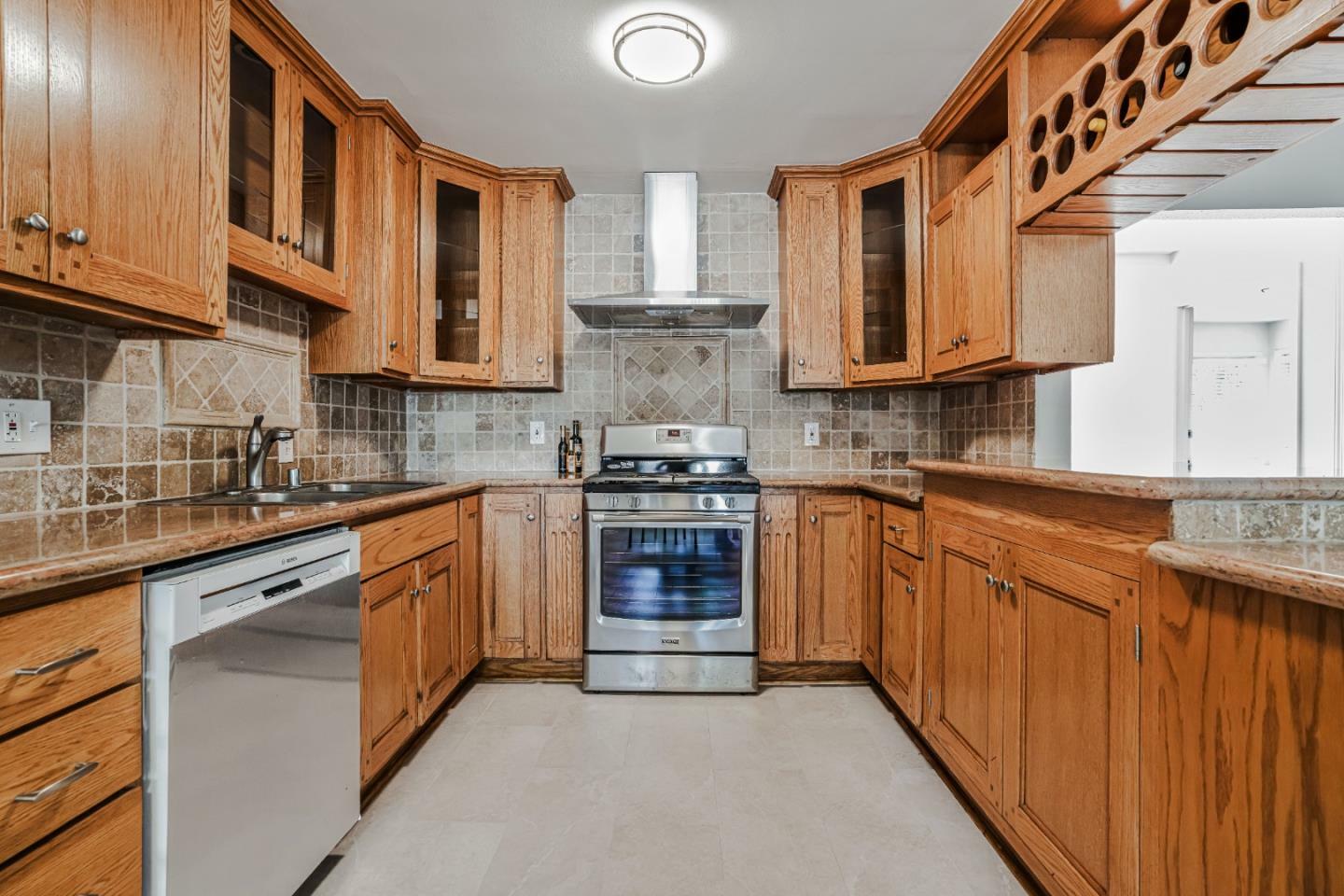 Property Photo: 1320 Windermere Avenue CA 94025