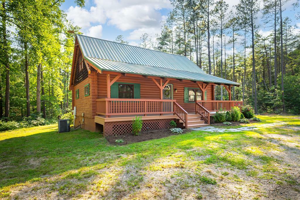 Property Photo:  8570 Farmville Road  VA 23901 