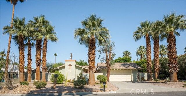 45740 Verba Santa Drive  Palm Desert CA 92260 photo