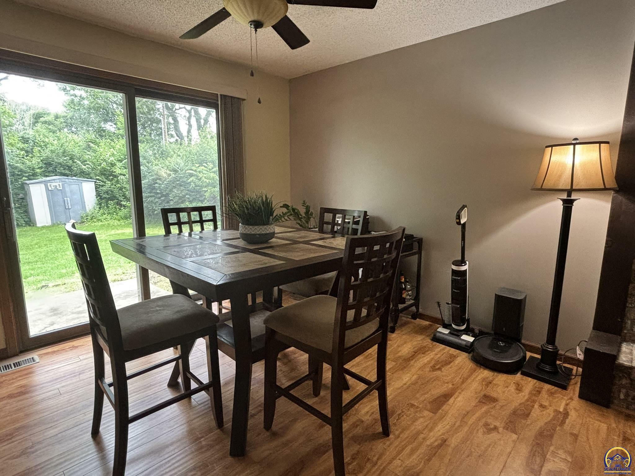 Property Photo: 5237 NW Courtland Dr KS 66618