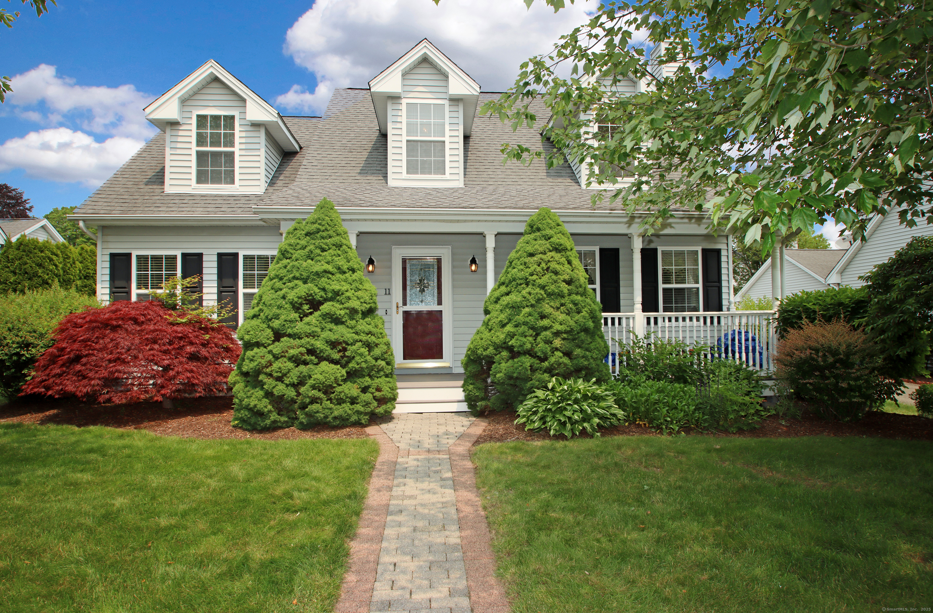 Property Photo: 11 Bridle Trail 11 CT 06611
