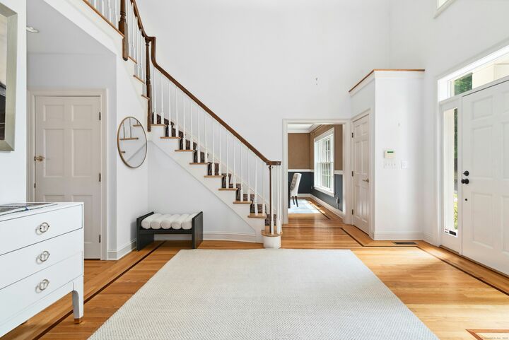 Property Photo:  44 Scofield Farms  CT 06820