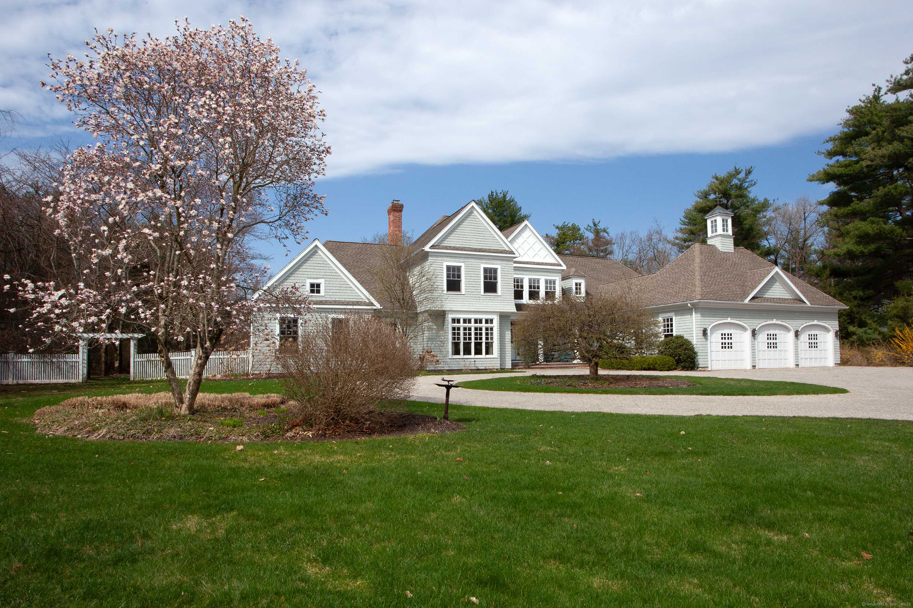 Property Photo:  3 Ridgebury Road  CT 06001 