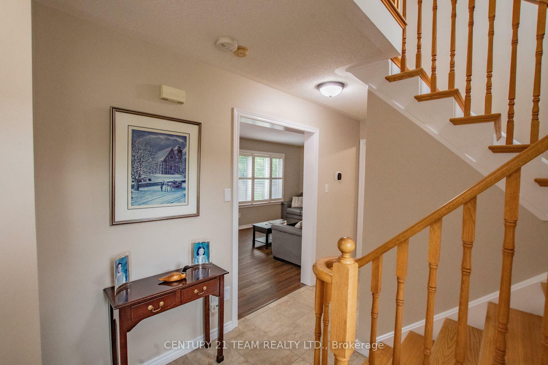 Property Photo: 17 Ruddell Crescent ON L7G 5N4