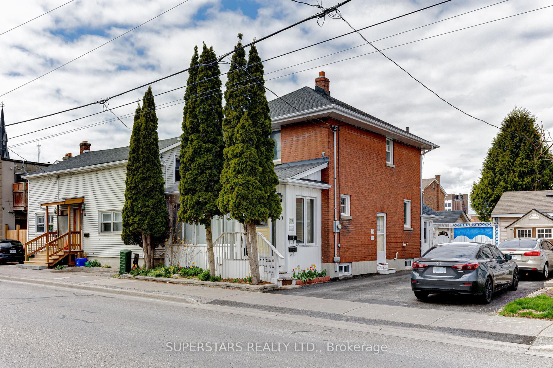 Property Photo: 40 Bruce Street Unit 1 ON L1H 1P7