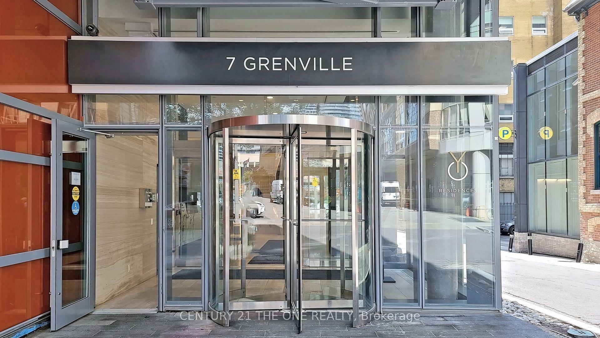 Photo de la propriété:  7 Grenville Street 2411  ON M4Y 0E9 