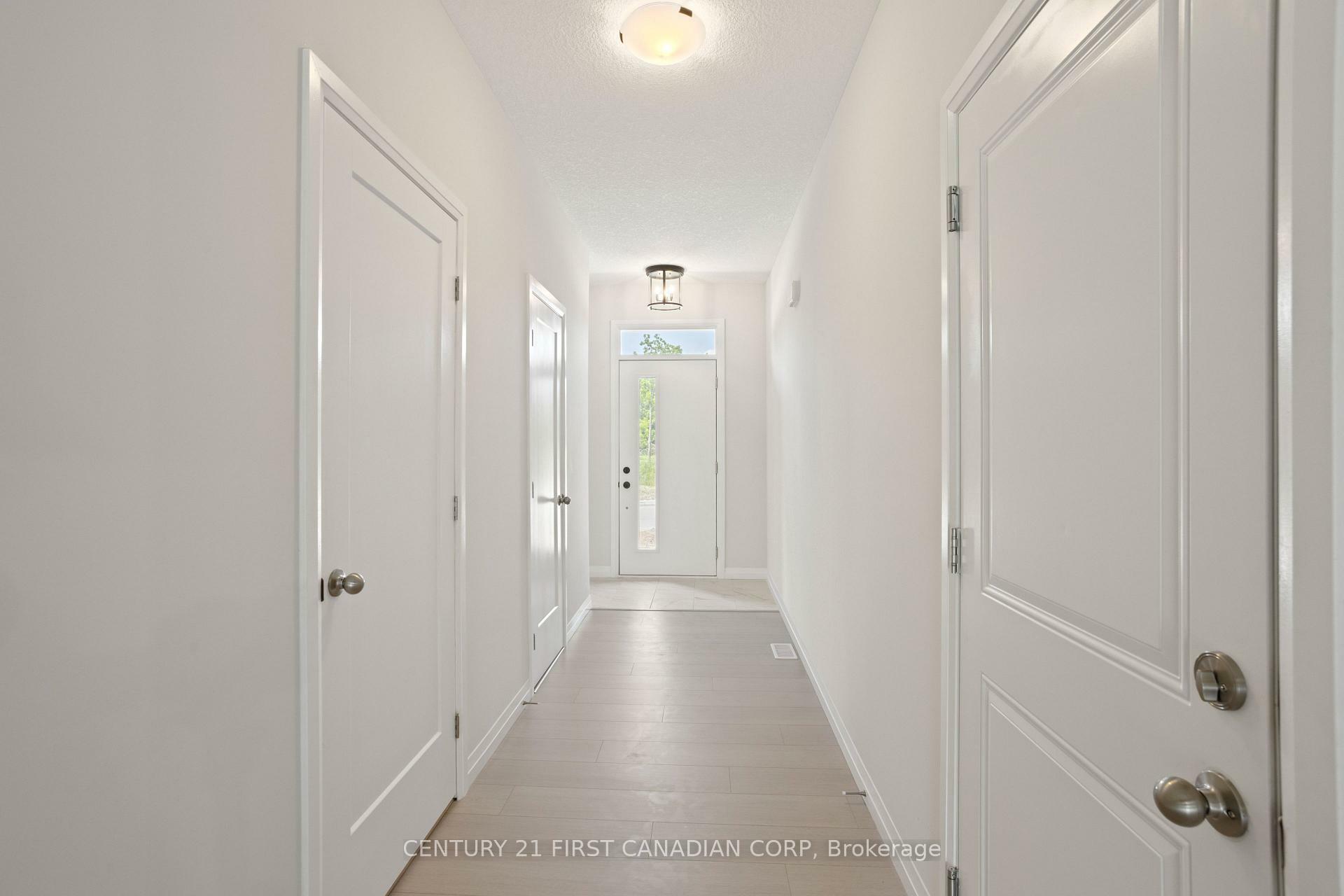 Property Photo: 6981 Heathwoods Avenue ON N6P 1H3