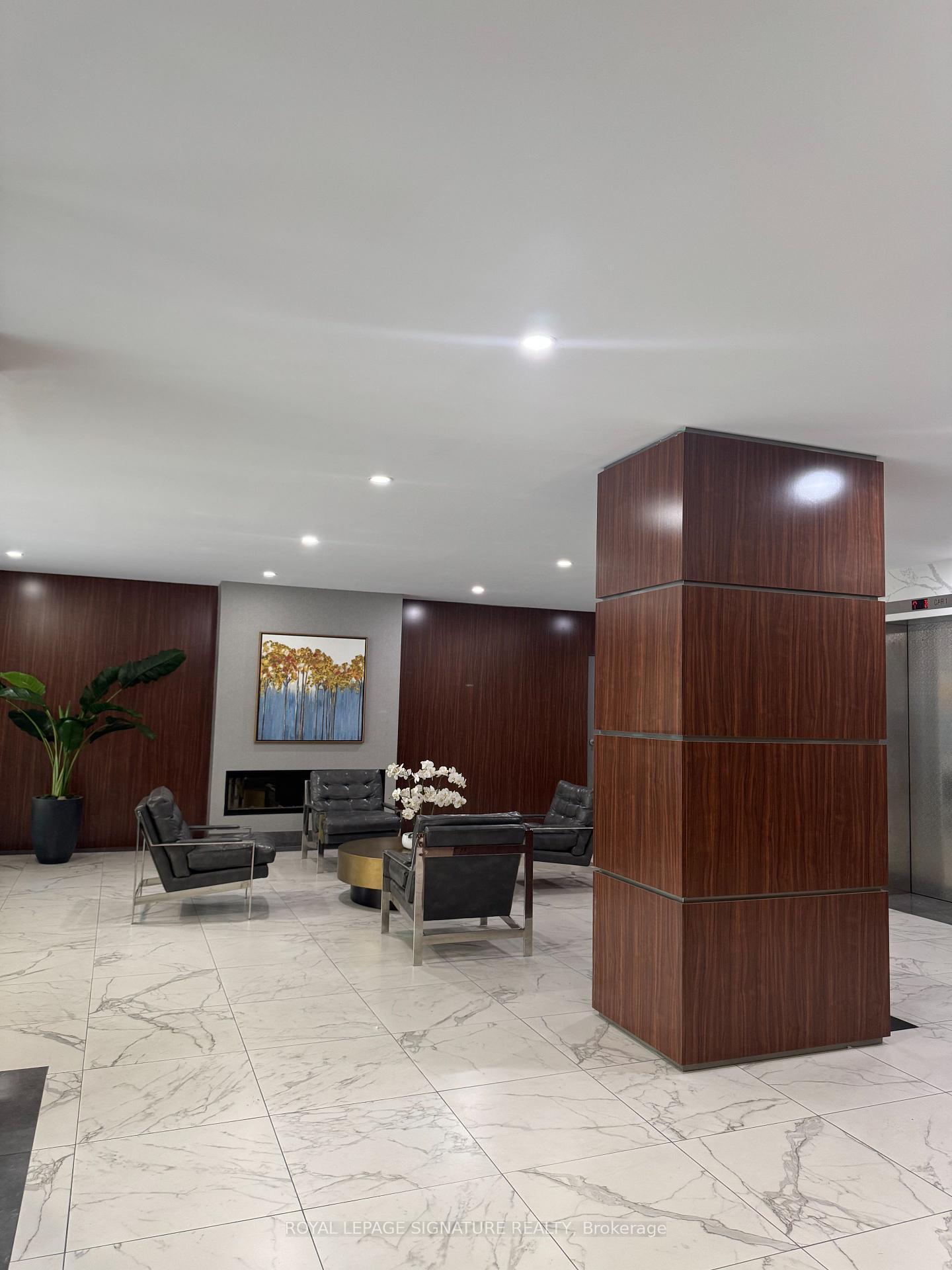 Property Photo: 60 Inverlochy Boulevard 1210 ON L3T 4T7