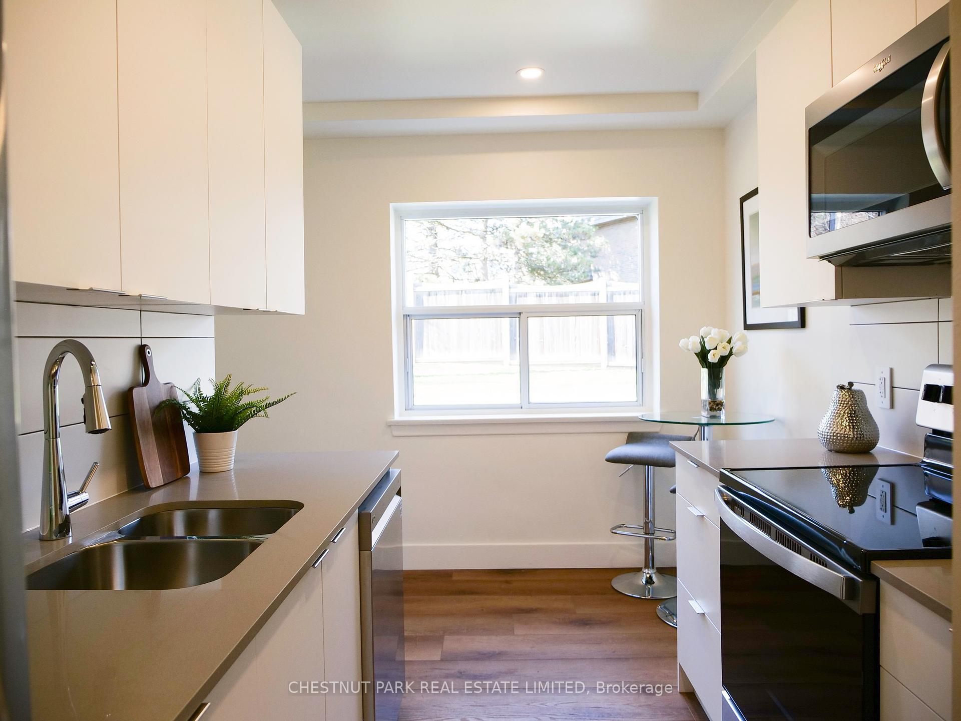 Property Photo: 4 Wingreen Court 3 ON M3B 1B9