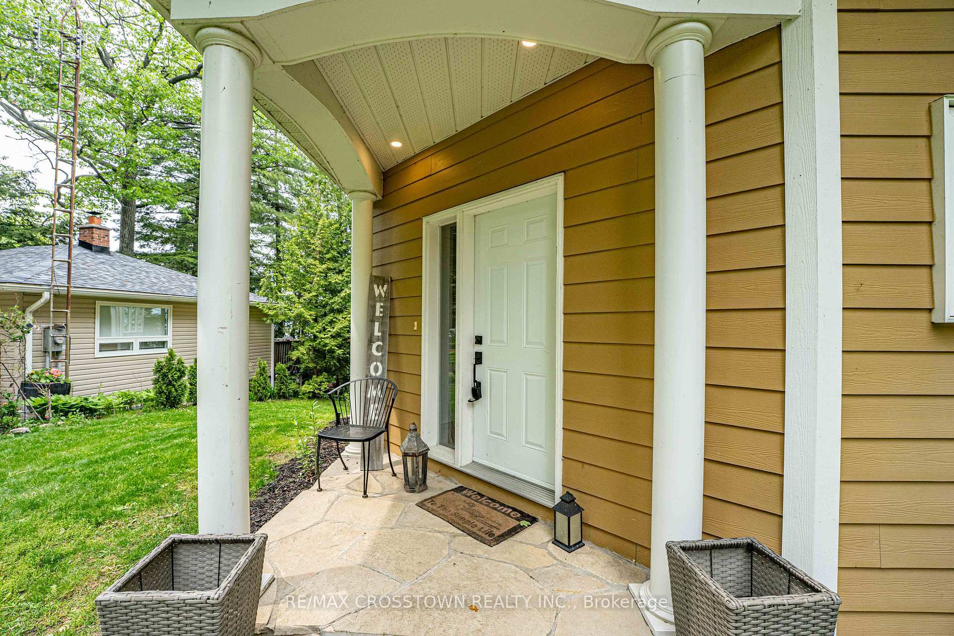 Property Photo: 2240 South Orr Lake Road ON L0L 1P0