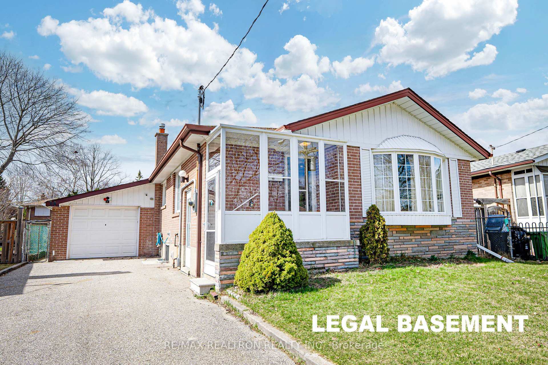14 Shoreview Drive  Toronto ON M1E 3R2 photo