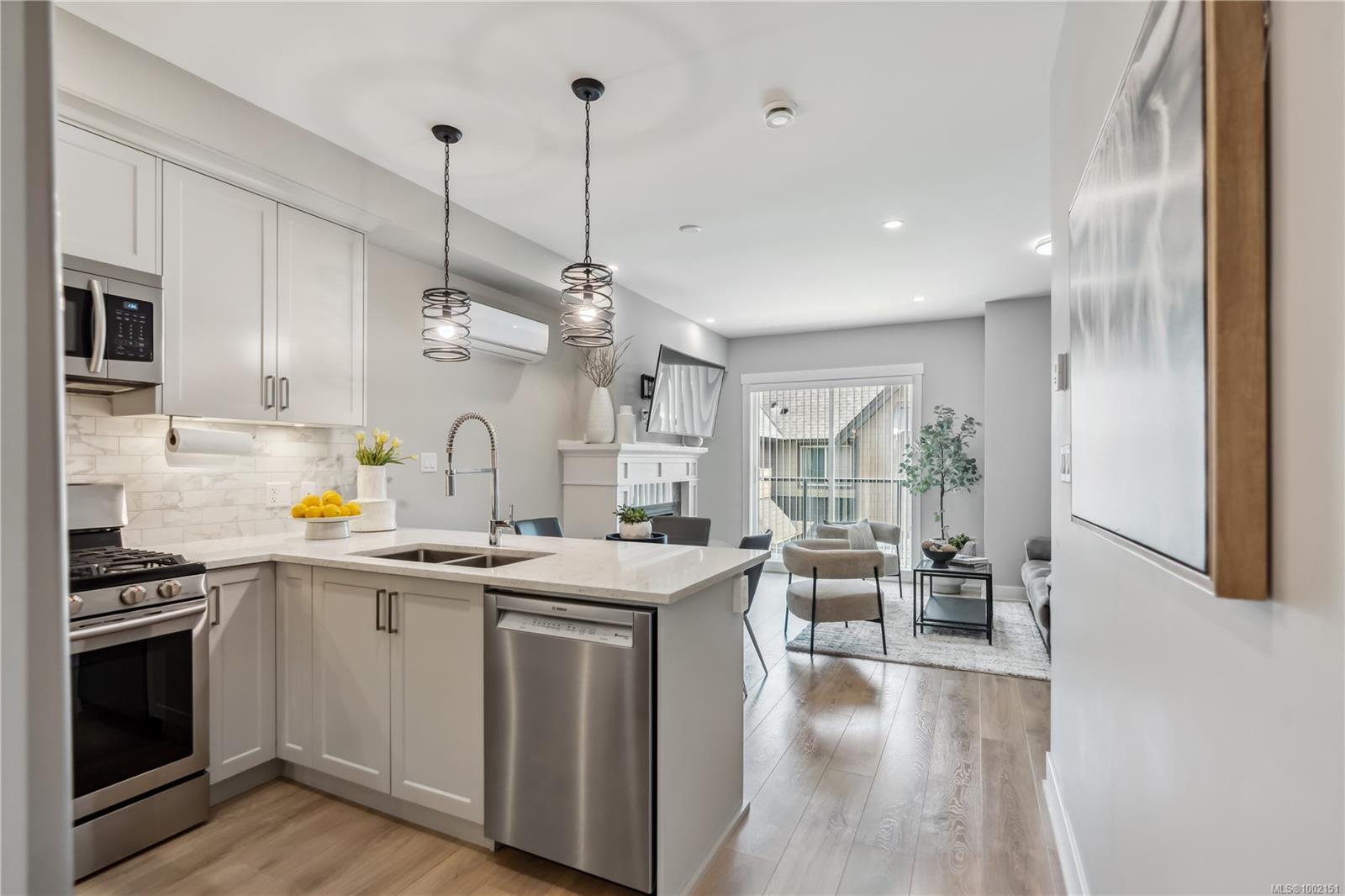 Property Photo: 1243 Flint Ave BC V9B 0Y6