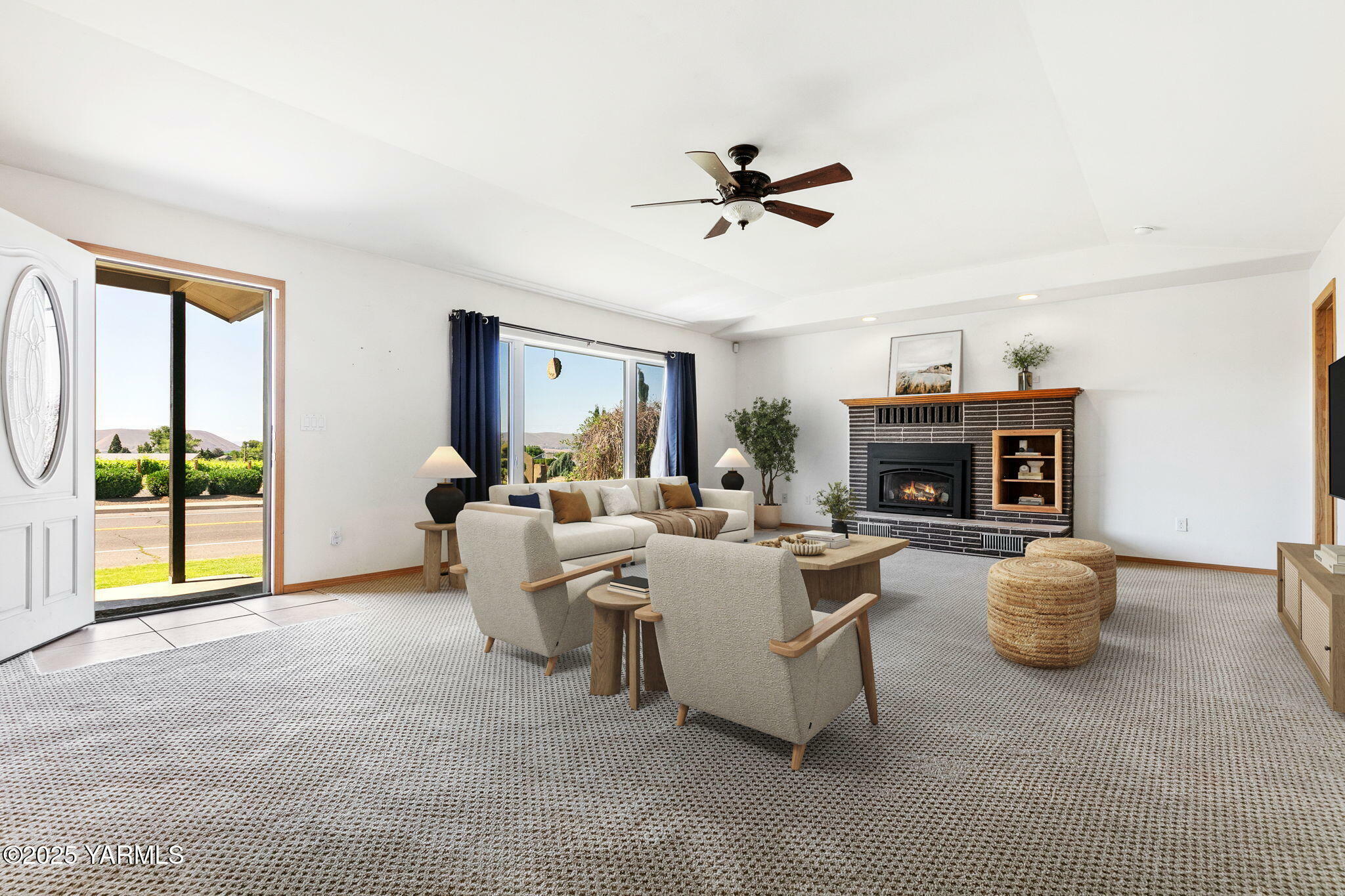 Property Photo: 4503 Terrace Heights Dr WA 98901
