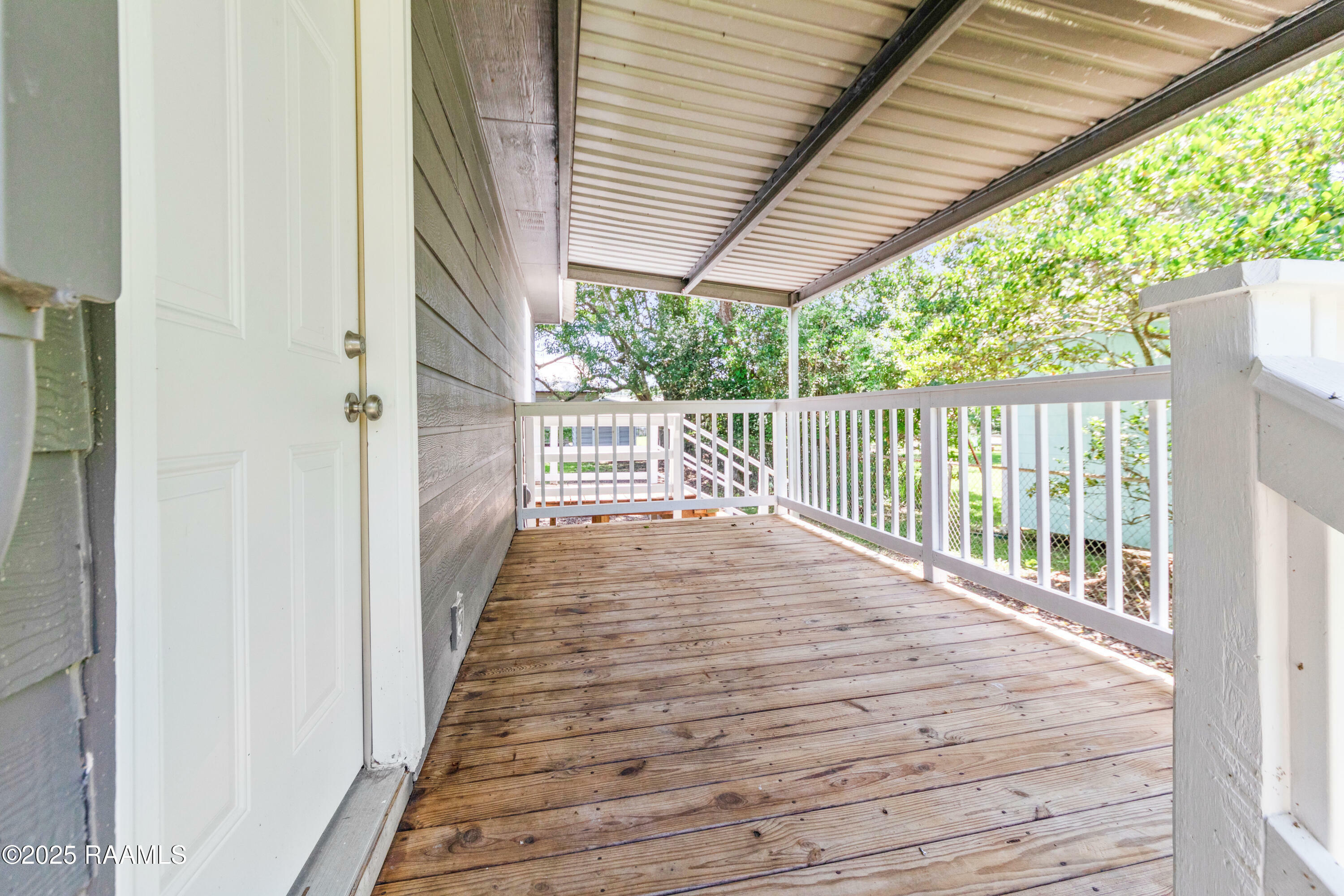 Property Photo: 628 Gertrude Drive LA 70582