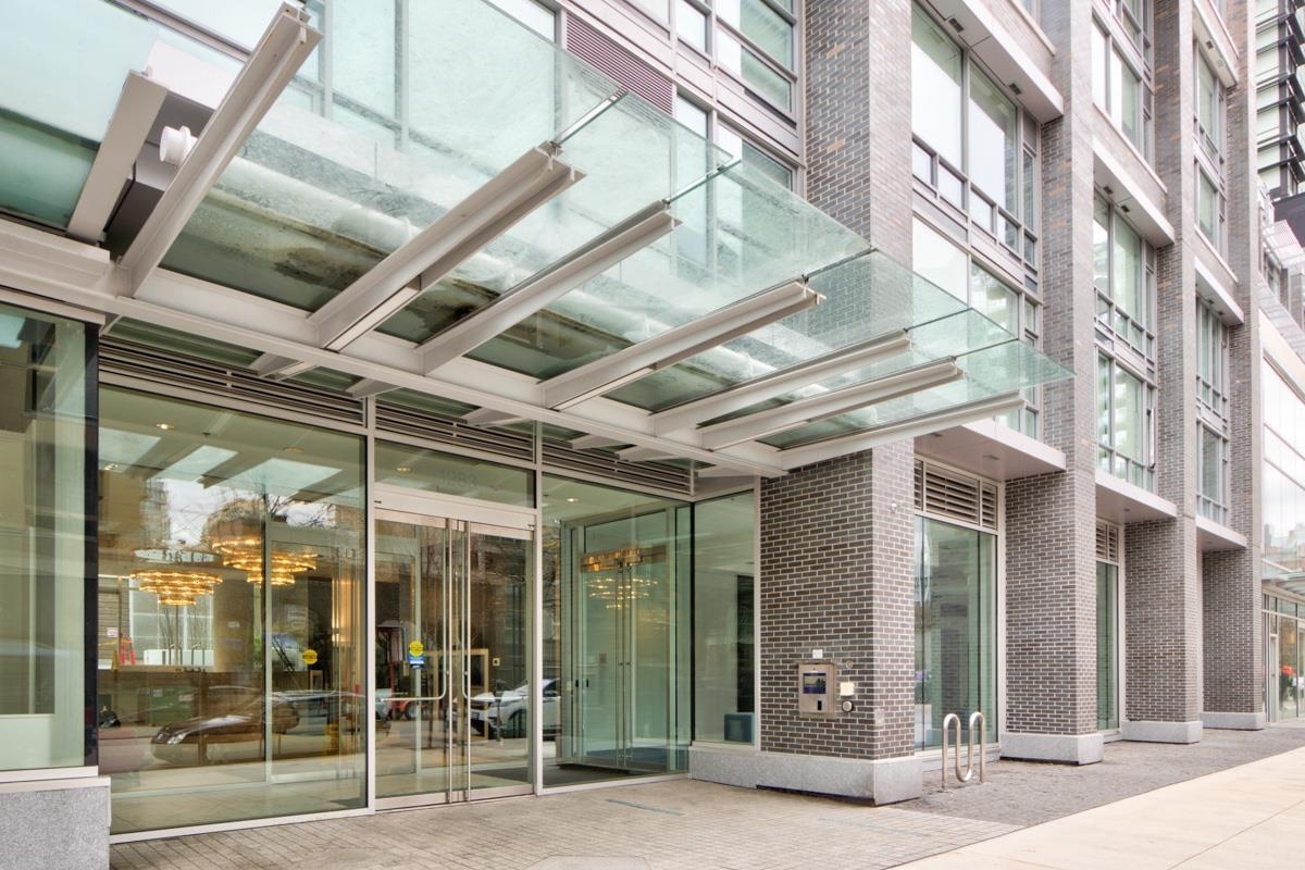 Property Photo:  1283 Howe Street 2505  BC V6Z 0E3 
