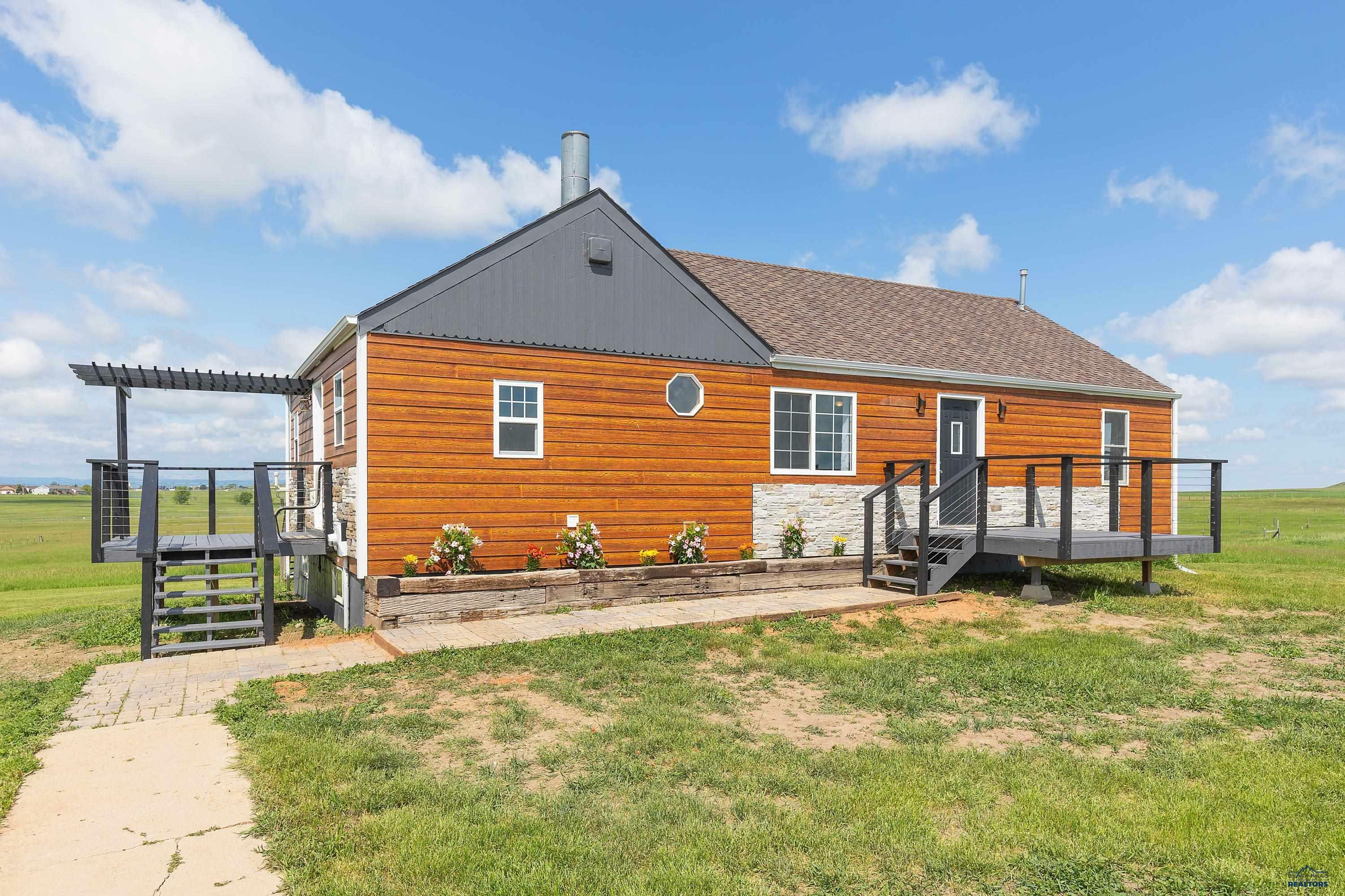 Property Photo: 22341 Thompson Dr SD 57719