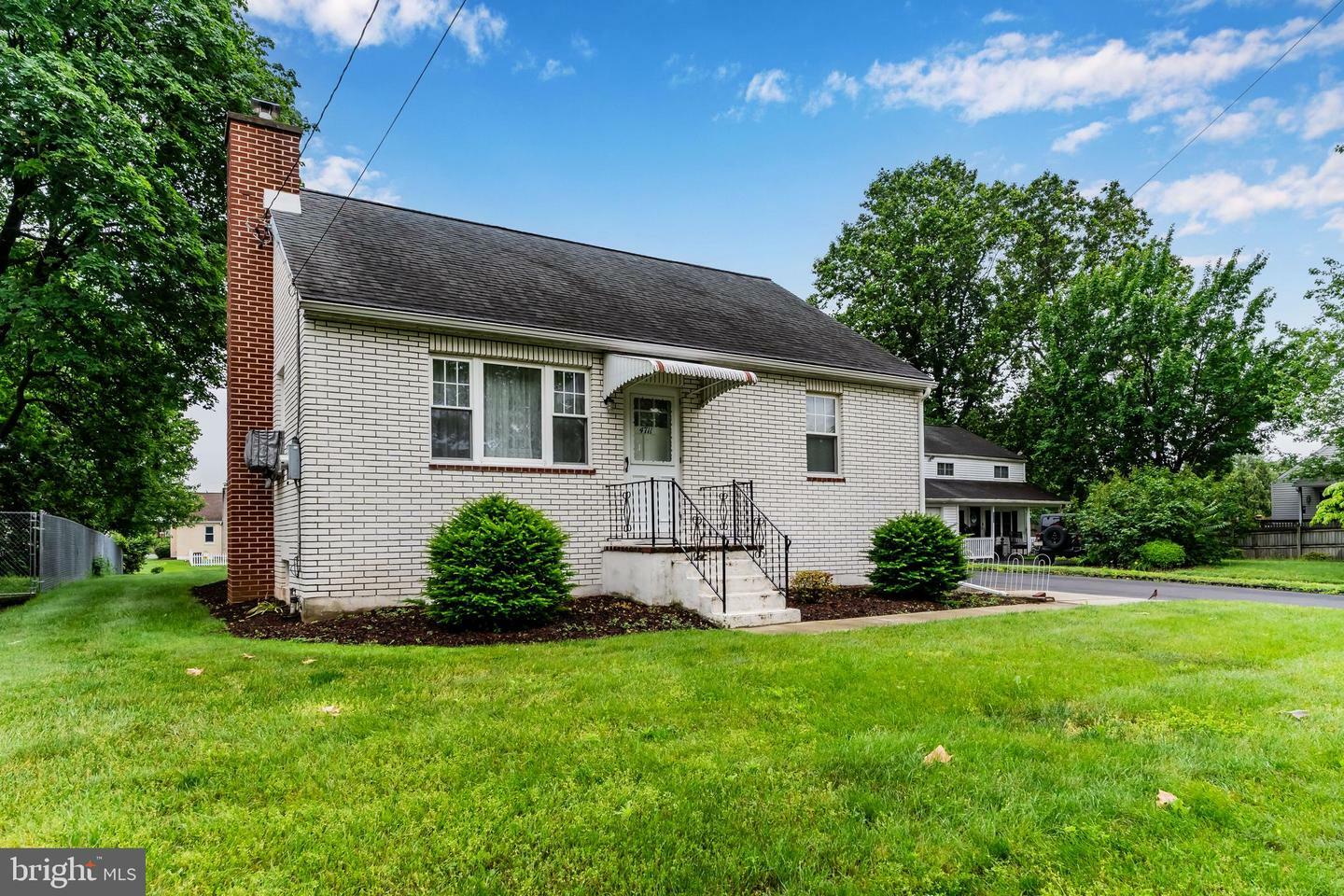 Property Photo: 4711 Marblehead Street PA 17109