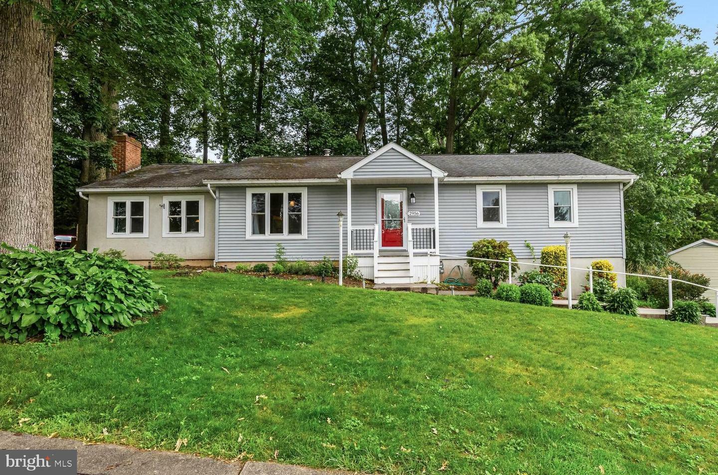 2956 Exeter Drive S  York PA 17403 photo