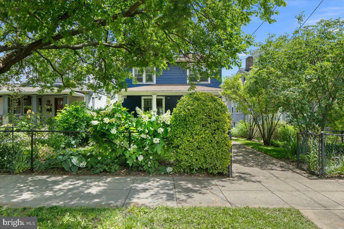 Property Photo: 6721 Piney Branch Road NW DC 20012