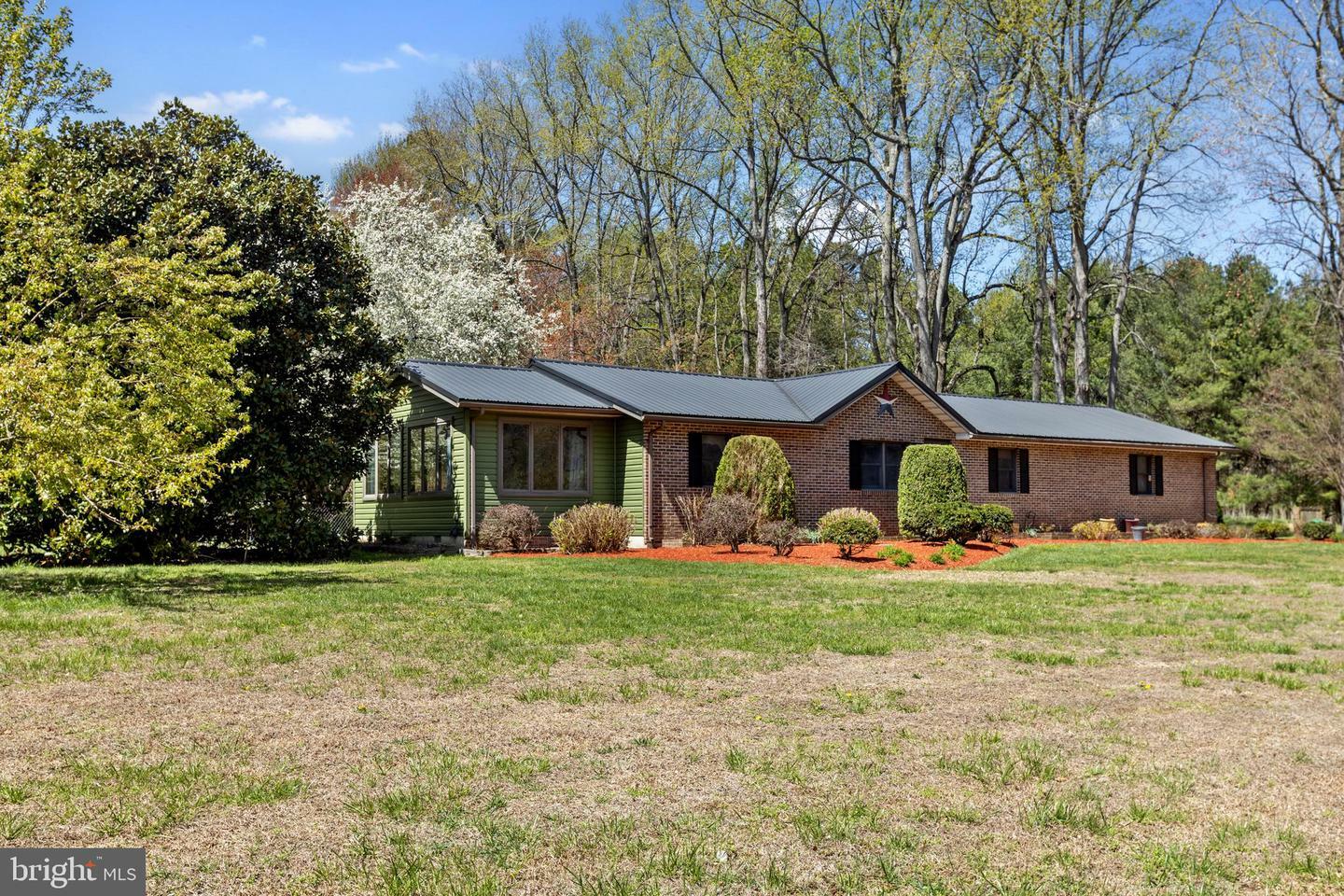 Property Photo: 865 Barney Jenkins Road DE 19943