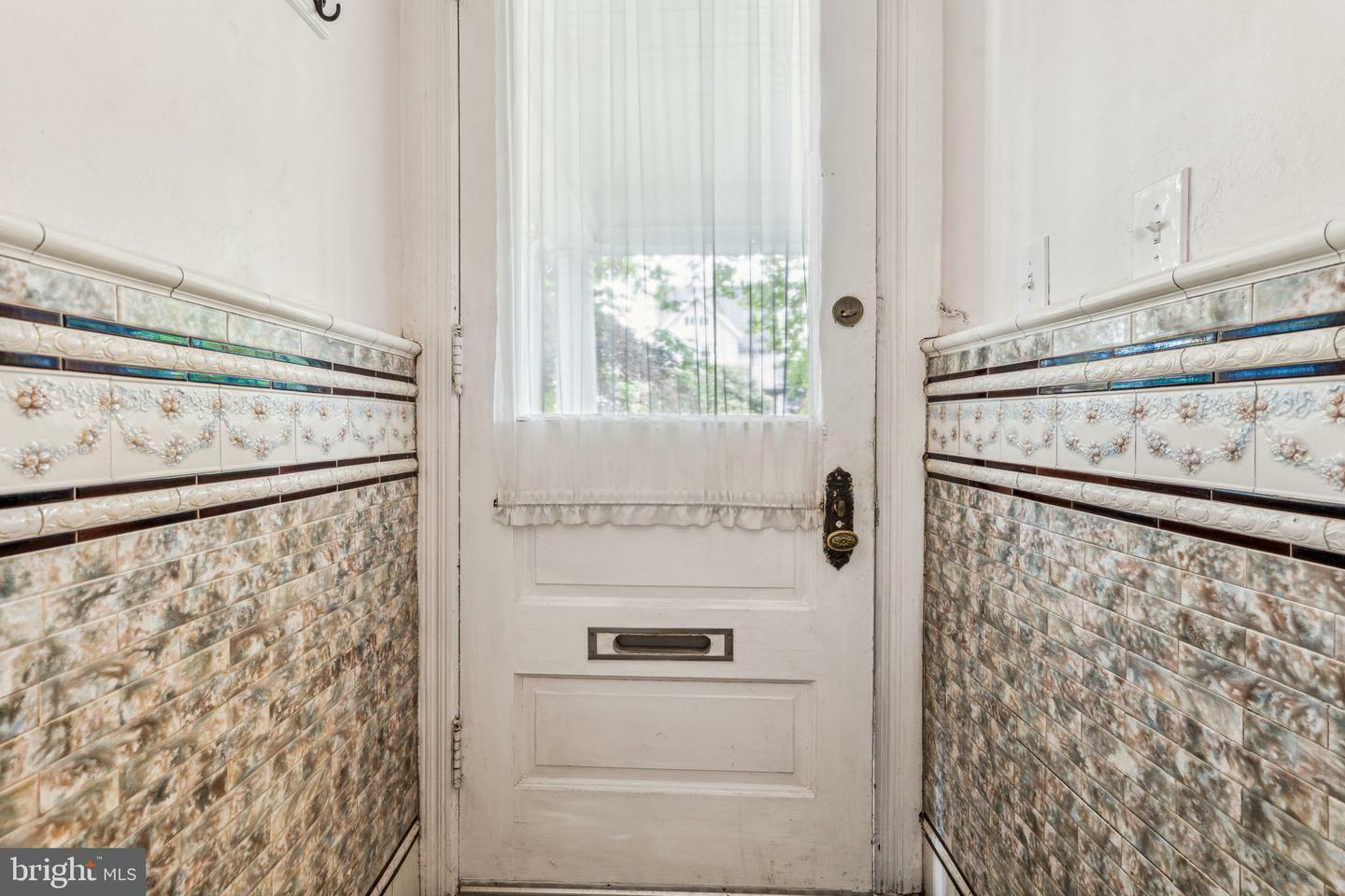 Property Photo: 6607 N 13th Street PA 19126