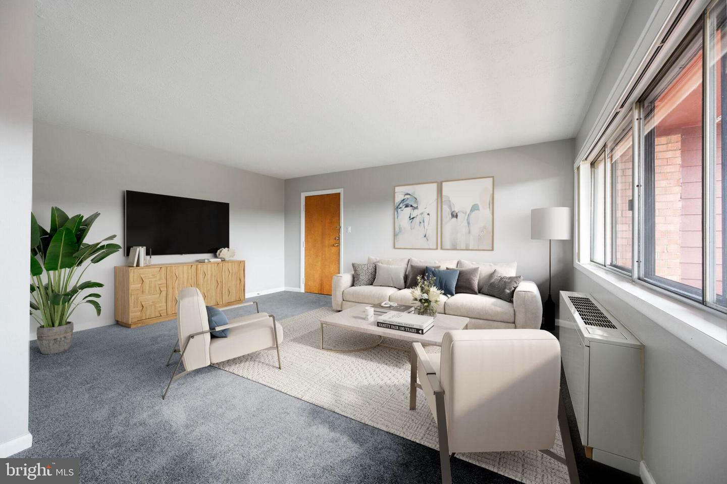 Property Photo: 1529 S George Mason Drive 20 VA 22204