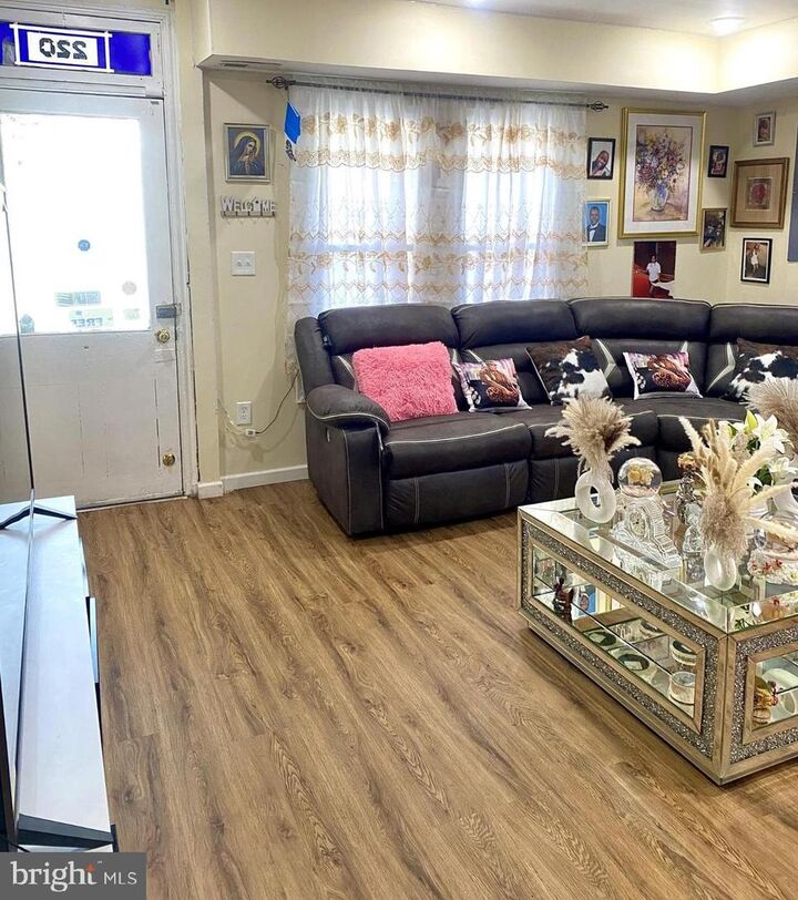 Property Photo:  220 N 3rd Street  NJ 08332 
