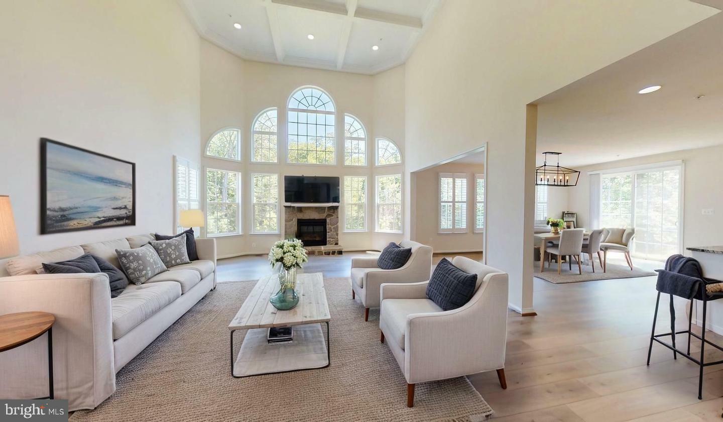 Property Photo: 7640 Knotting Hill Lane MD 20677