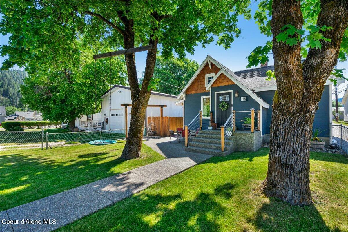 Property Photo: 115 Fifth St. ID 83849