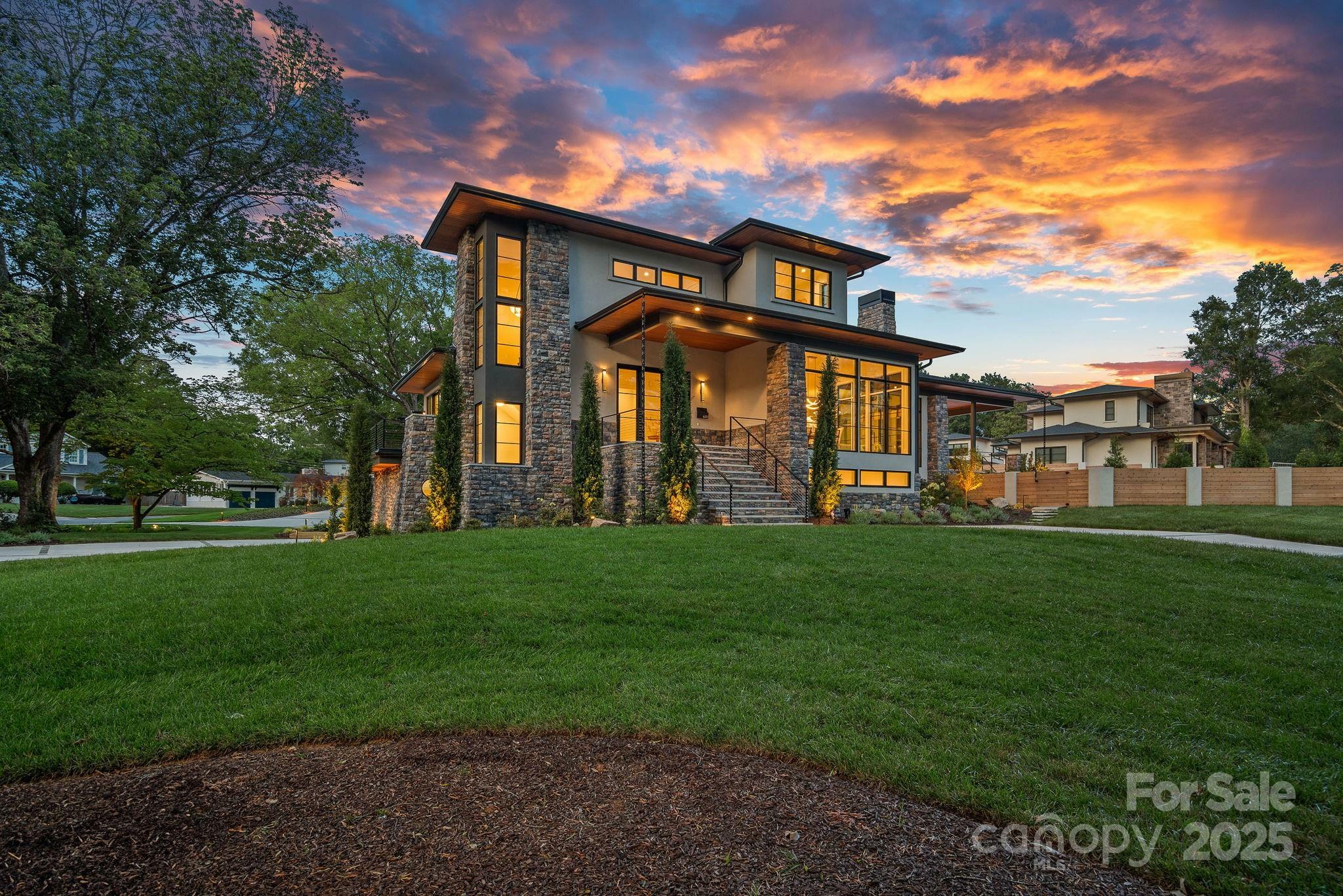 639 Edgemont Road  Charlotte NC 28211 photo