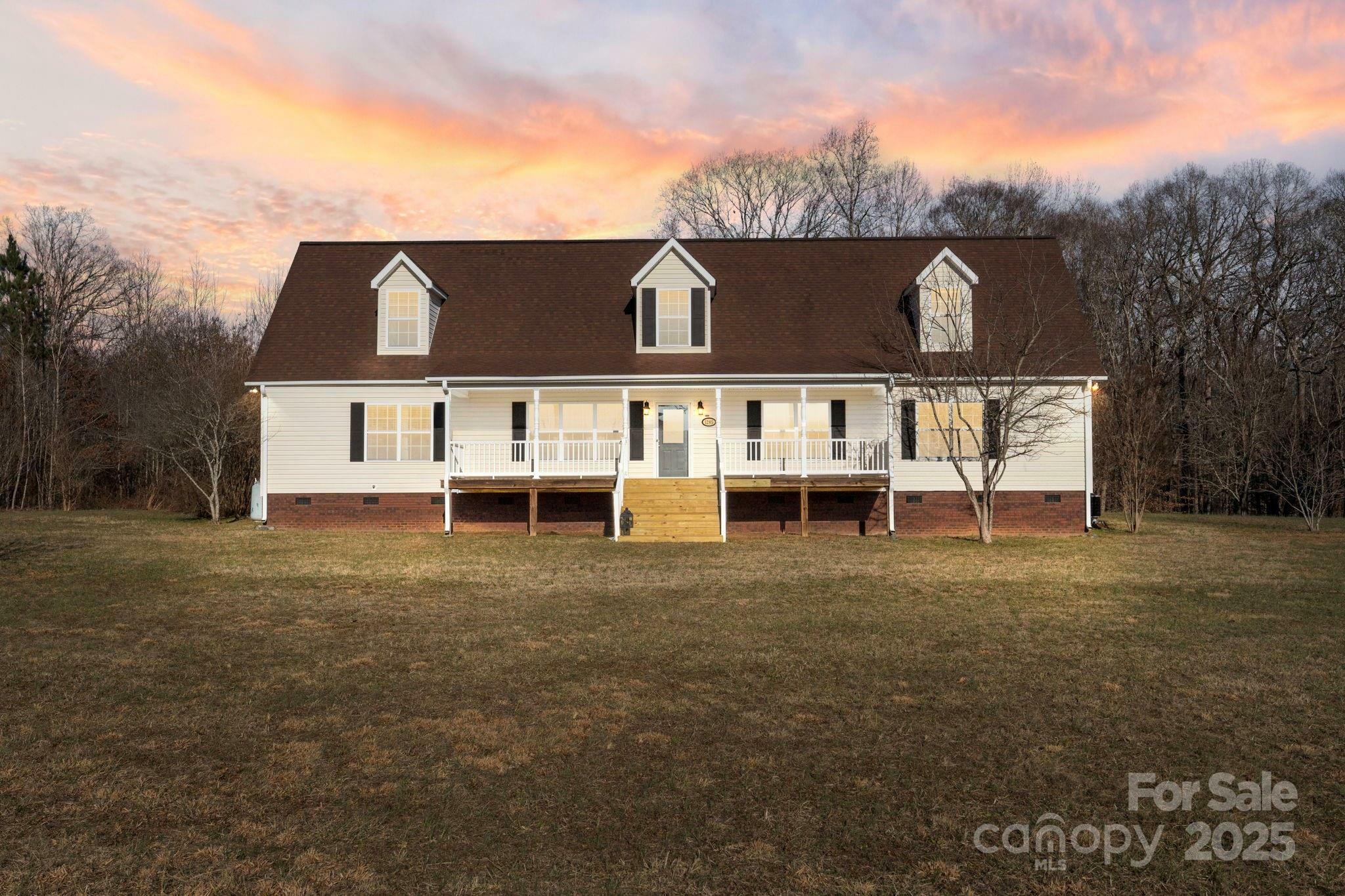 Property Photo: 1285 Waitman Road NC 27295