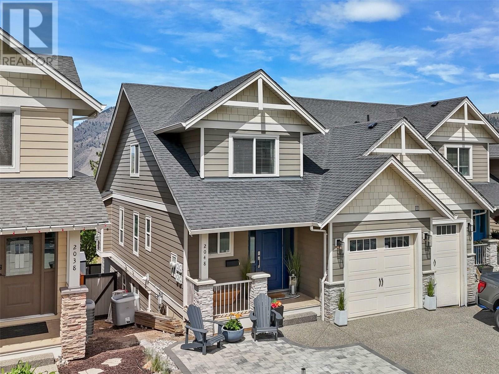 Photo de la propriété: 2048 Highland Place BC V2E 0A8