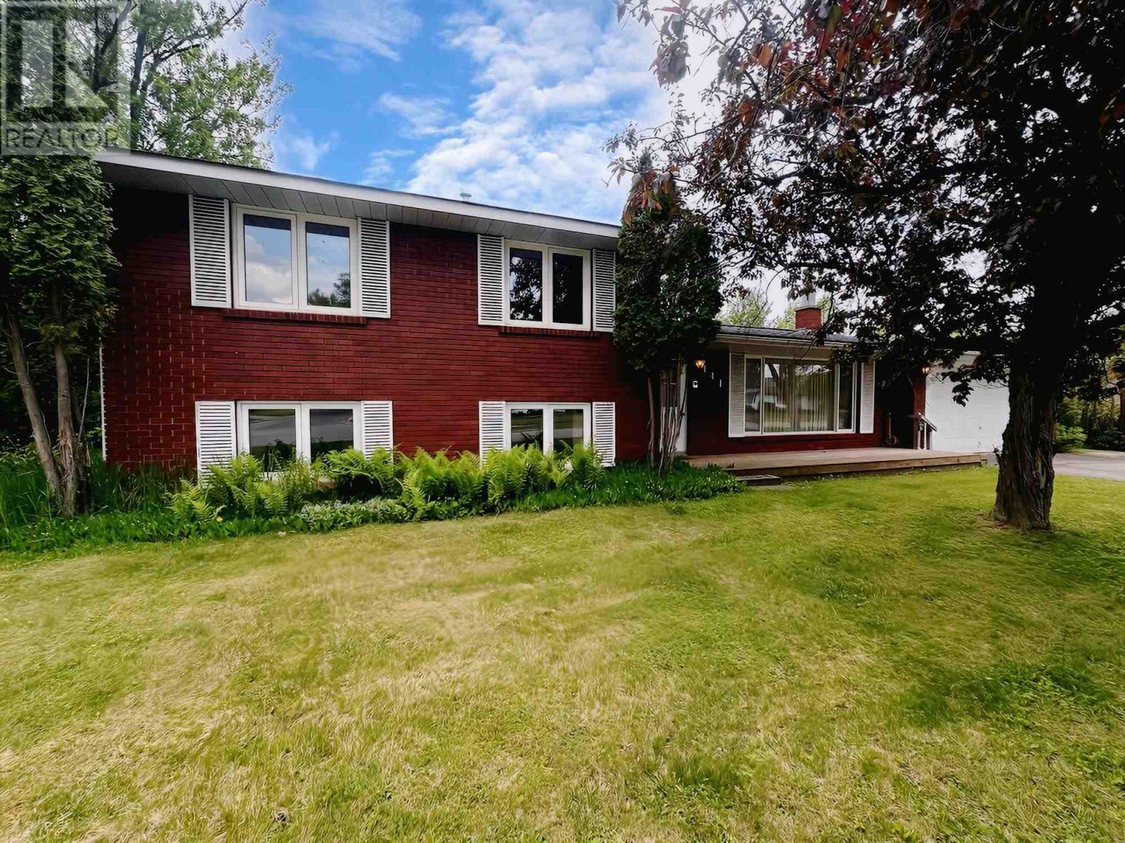 141 Pine Cres  Atikokan ON P0T 1C0 photo