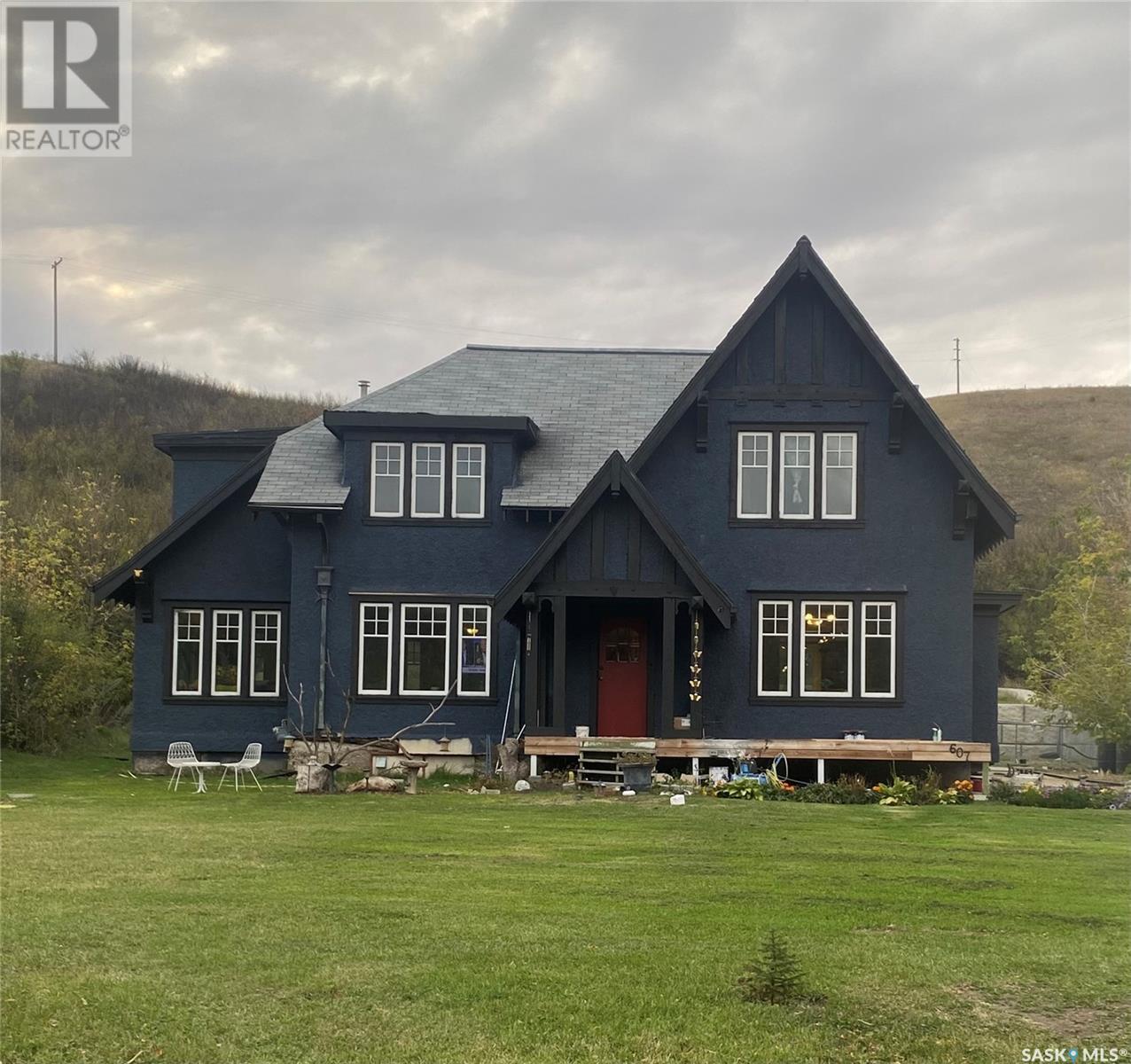 Property Photo: 607 Barnett Drive SK S0G 1S0