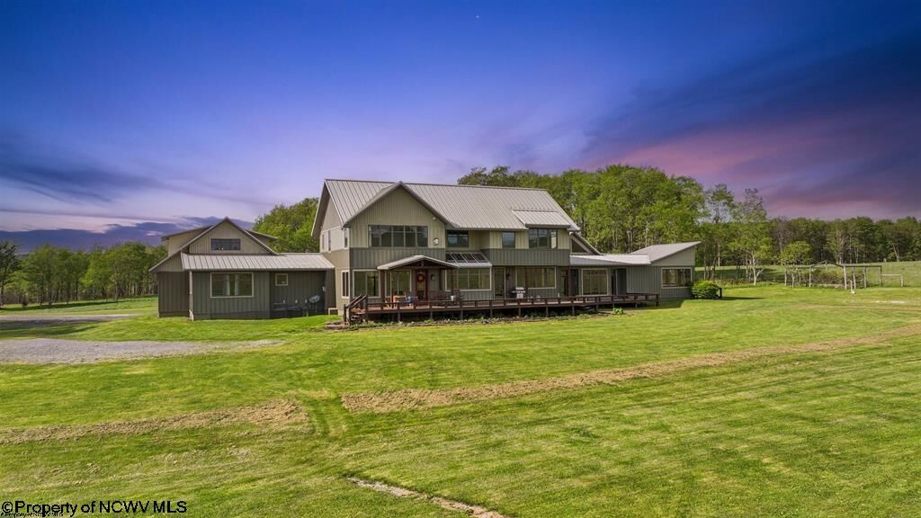 Property Photo: 170 Jaybee Way WV 26260