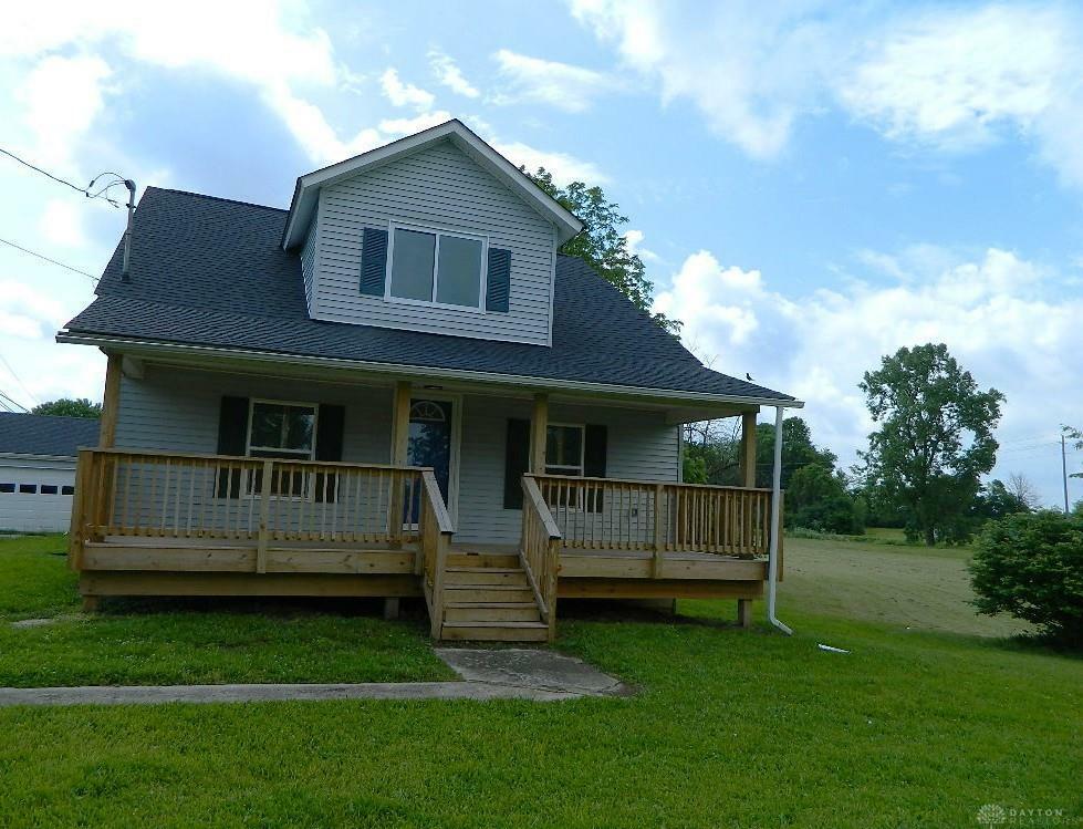Property Photo:  16 W Walnut Street  OH 43128 