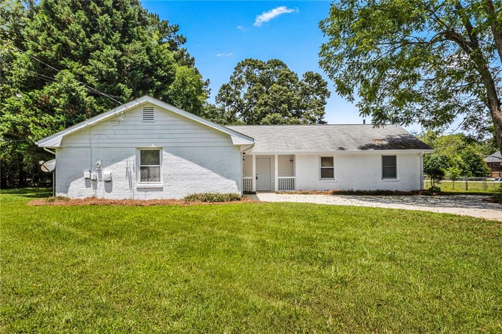 Property Photo: 1698 Brandy Woods Trail SE GA 30013